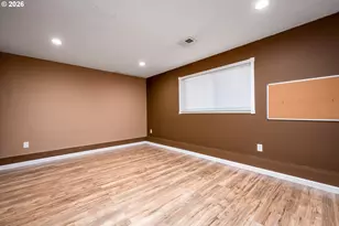 2024 SW Tegart Ave, Gresham, OR 97080 - Photo 11