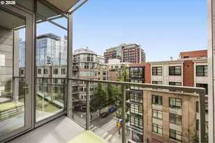 1075 NW Northrup St, Portland, OR 97209 - Photo 25
