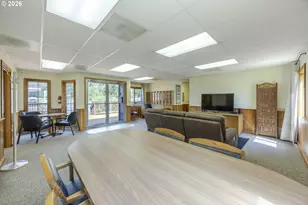 45632 McKenzie Hwy, Vida, OR 97488 - Photo 17