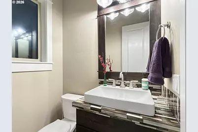 61072 Manhae Loop, Bend, OR 97702 - Photo 5