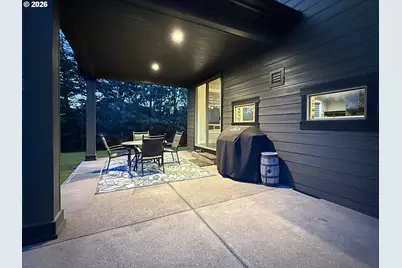 61072 Manhae Loop, Bend, OR 97702 - Photo 33