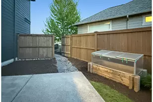61072 Manhae Loop, Bend, OR 97702 - Photo 35
