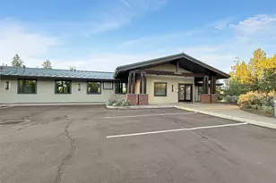 61072 Manhae Loop, Bend, OR 97702 - Photo 35