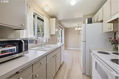 87988 6th St, Veneta, OR 97487 - Photo 11