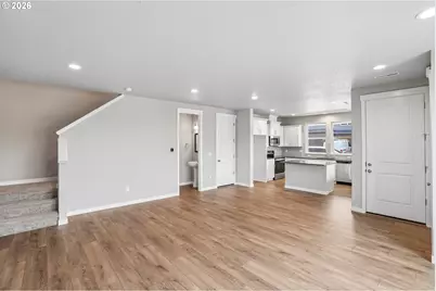 8613 NE 136th Ave #137, Vancouver, WA 98682 - Photo 9