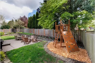 268 NW 93rd Pl, Portland, OR 97229 - Photo 41