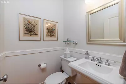 268 NW 93rd Pl, Portland, OR 97229 - Photo 21