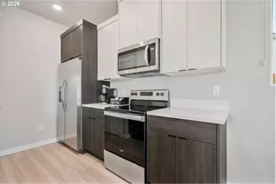 109 Hill Dr, Cathlamet, WA 98612 - Photo 9