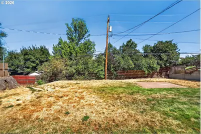727 E 19th St, The Dalles, OR 97058 - Photo 5
