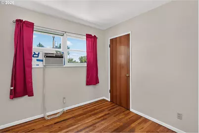 727 E 19th St, The Dalles, OR 97058 - Photo 25