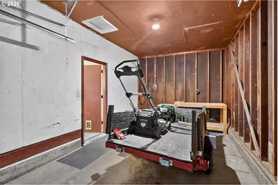 727 E 19th St, The Dalles, OR 97058 - Photo 43