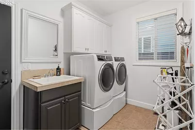 15501 NE 17th Cir, Vancouver, WA 98684 - Photo 11