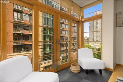 1130 NW 12th Ave #516, Portland, OR 97209 - Photo 5