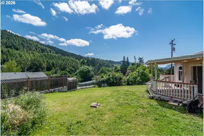 108 SE Apple St, Oakland, OR 97462 - Photo 31
