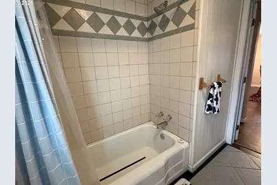 [Address not provided], Eugene, OR 97404 - Photo 21