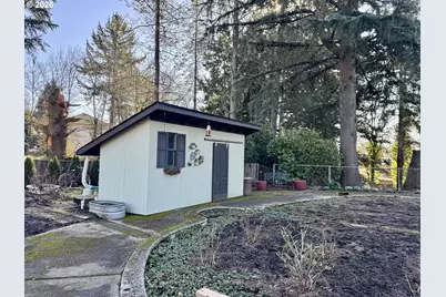 100 W Johanna Ct, Newberg, OR 97132 - Photo 29