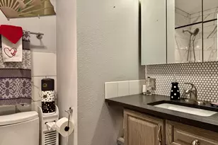 100 W Johanna Ct, Newberg, OR 97132 - Photo 11