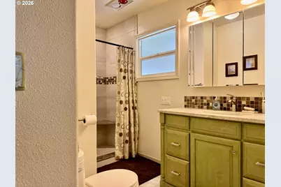 100 W Johanna Ct, Newberg, OR 97132 - Photo 9