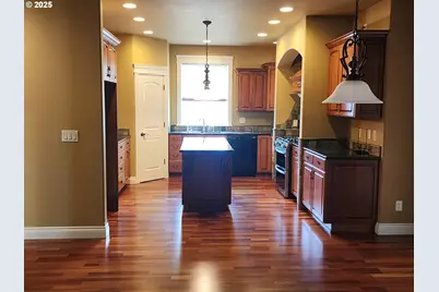 102 Sarah Bear Ln, Winston, OR 97496 - Photo 9