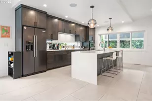2845 Harlow Rd, Eugene, OR 97401 - Photo 9