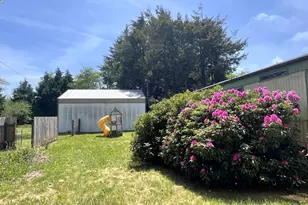 90884 Hollywood Ln, Coos Bay, OR 97420 - Photo 17