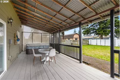 1921 NE 114th Ave, Portland, OR 97220 - Photo 27