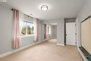 1921 NE 114th Ave, Portland, OR 97220 - Photo 23