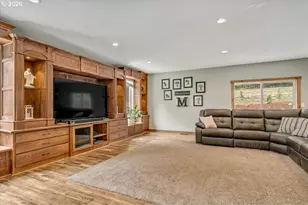 4825 Cooper Hollow Rd, Dallas, OR 97338 - Photo 9