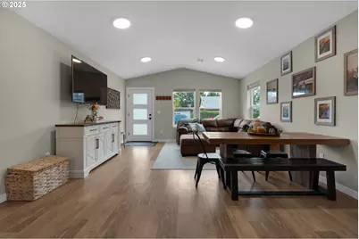 1350 13th Ave, Seaside, OR 97138 - Photo 7