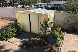 1649 NW Martin Ave, Roseburg, OR 97471 - Photo 33