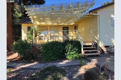 1649 NW Martin Ave, Roseburg, OR 97471 - Photo 35