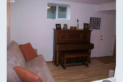 2404 E 13th St, Vancouver, WA 98661 - Photo 17