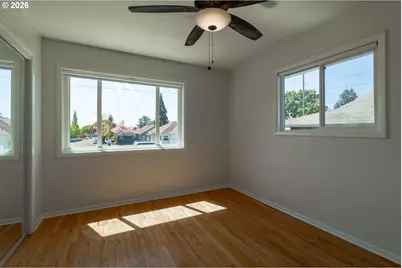 2404 E 13th St, Vancouver, WA 98661 - Photo 7