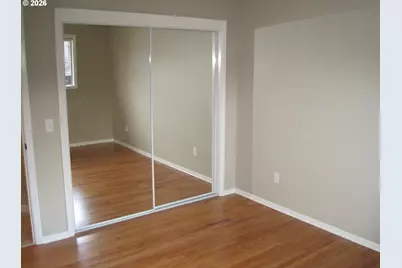2404 E 13th St, Vancouver, WA 98661 - Photo 9
