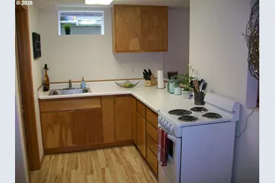 2404 E 13th St, Vancouver, WA 98661 - Photo 17