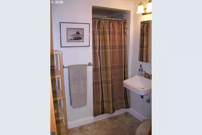 2404 E 13th St, Vancouver, WA 98661 - Photo 19