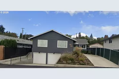 2404 E 13th St, Vancouver, WA 98661 - Photo 1