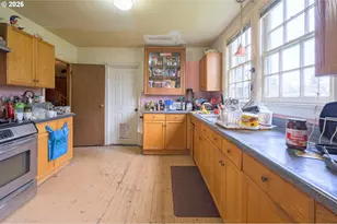 325 River Rd, Eugene, OR 97404 - Photo 13