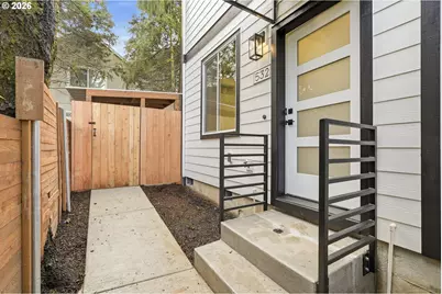 532 S Texas St, Portland, OR 97219 - Photo 5