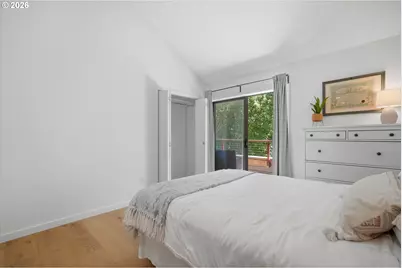 5250 S Landing Dr #304B1, Portland, OR 97239 - Photo 17