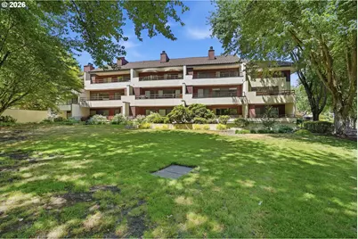 5250 S Landing Dr #304B1, Portland, OR 97239 - Photo 3