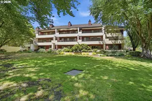 5250 S Landing Dr, Portland, OR 97239 - Photo 3