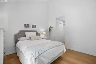 5250 S Landing Dr, Portland, OR 97239 - Photo 19