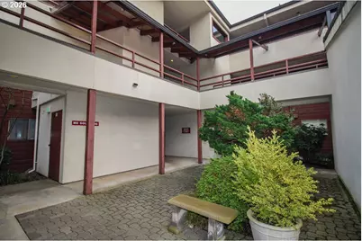 5250 S Landing Dr #304B1, Portland, OR 97239 - Photo 21