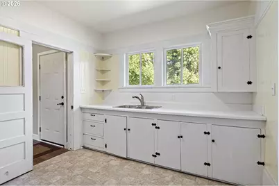 502 North Ave, Drain, OR 97435 - Photo 29