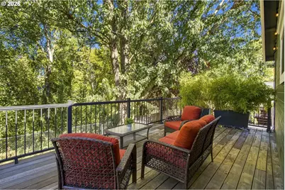 4716 SW Brugger St, Portland, OR 97219 - Photo 23