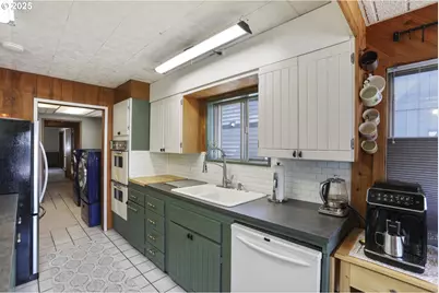 331 NE Bridgeton #7, Portland, OR 97211 - Photo 11