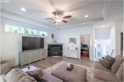 843 Sun Valley Ave, Silverton, OR 97381 - Photo 15