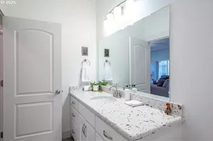 843 Sun Valley Ave, Silverton, OR 97381 - Photo 23