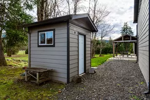 39464 Walterville Ln, Springfield, OR 97478 - Photo 31